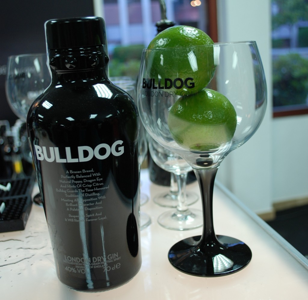 Bulldog_ginshow2